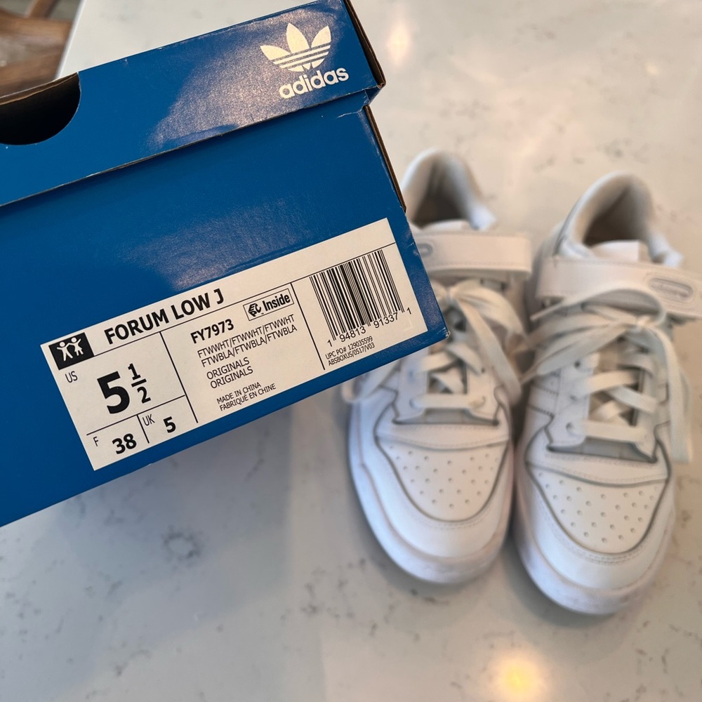 ADIDAS FOURM LOW- Kids size 5.5 is size 7 in women’s